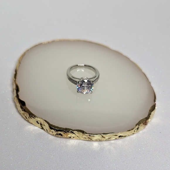 Cubic Zirconia Bling Size 6 Fashion Statement Jewelry Engagement Wedding Ring - Picture 8 of 9